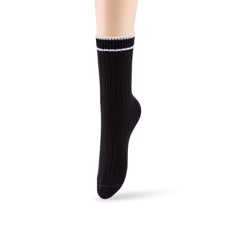 RZ104 Minimalist Black and White Mid Calf Cotton Spring & Summer Series Socks